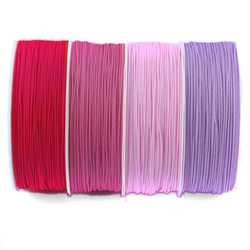 Shamballs and macramé polyester cord - pale pink // L1402