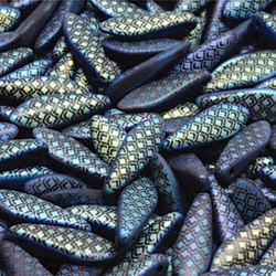 Laser Etched Dagger 5x16mm Jet AB Matte Dragon Scale, 10 pcs