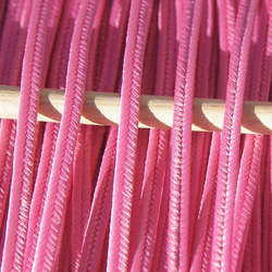 Sutasz grecki 3 mm poliestrowy - ciemny różowy, 1m
