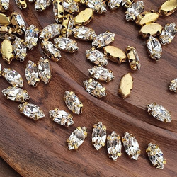 Kryształki Preciosa MC navette 8x4 mm w oprawie, Crystal, w złocie, 1 szt.