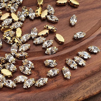 Kryształki Preciosa MC navette 8x4 mm w oprawie, Crystal, w złocie, 1 szt.